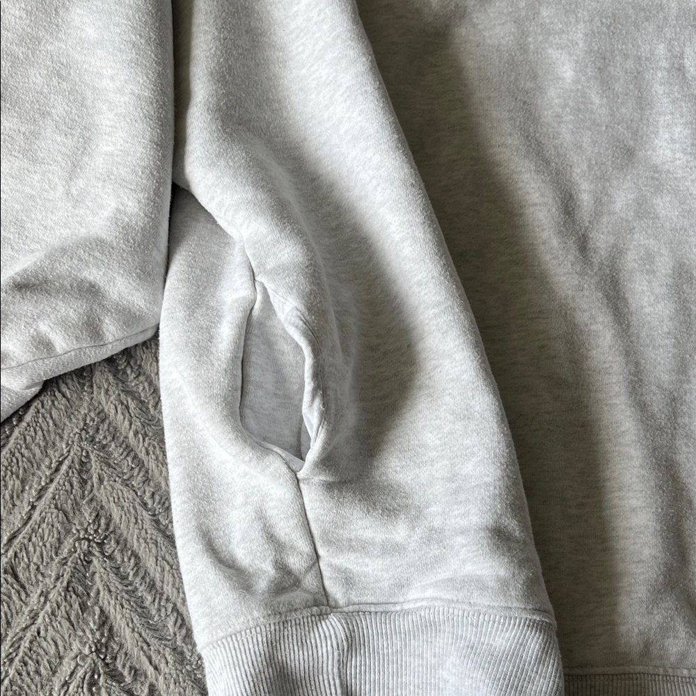 TNA Light Gray Crewneck Sweater - Picture 4 of 9